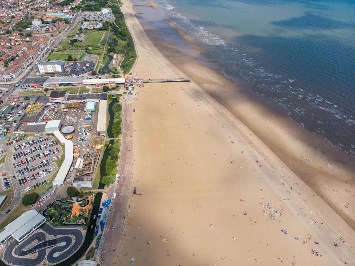 Hotel Lovely 8 Berth Caravan At Southview Holiday Park In Skegness Ref 33061C Extérieur photo